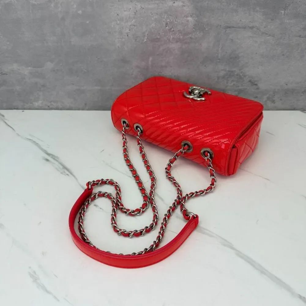 Chanel Women Pre-Loved Bag Very Good Condition